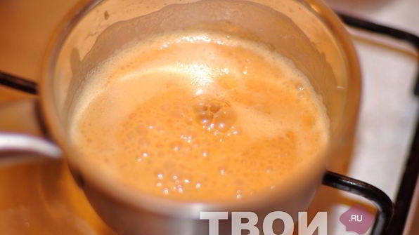 шоколадный тарт с карамелью и соленым арахисом