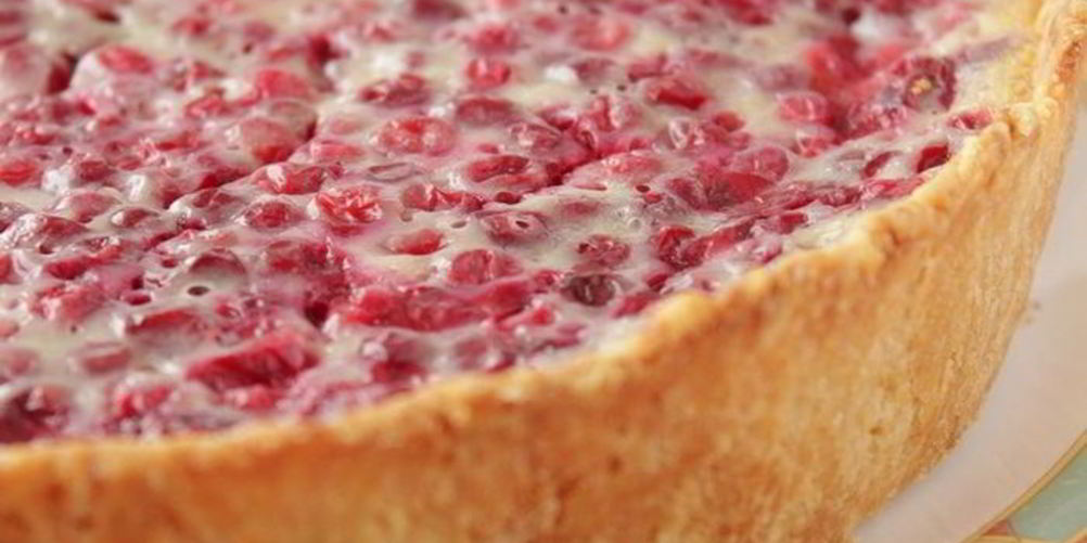 Рецепт тарта с белым шоколадом и брусникой