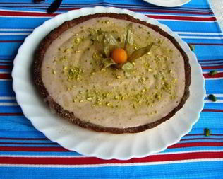 Тарт с клубничным джемом и муссом