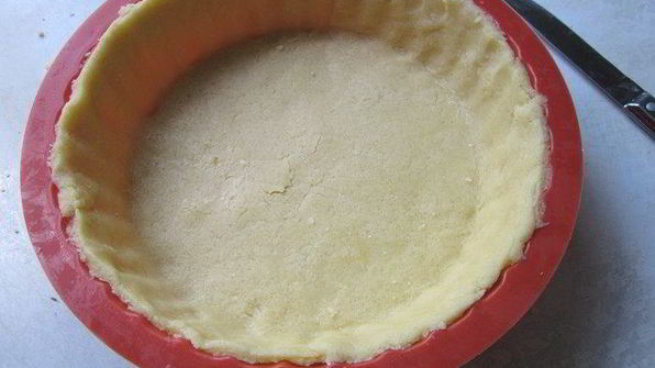 тарт с клубникой и белым шоколадом