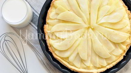 Тарт с кокосовым молоком и грушами