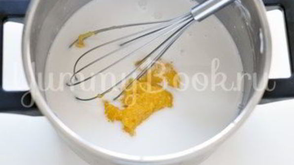 тарт с кокосовым молоком и грушами