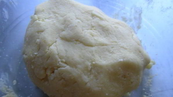 тарт с пряной тыквой, медом и карамелизированным миндалем