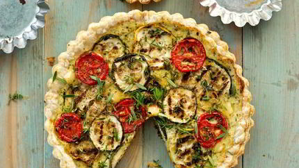 Тарт с цукини и помидорами