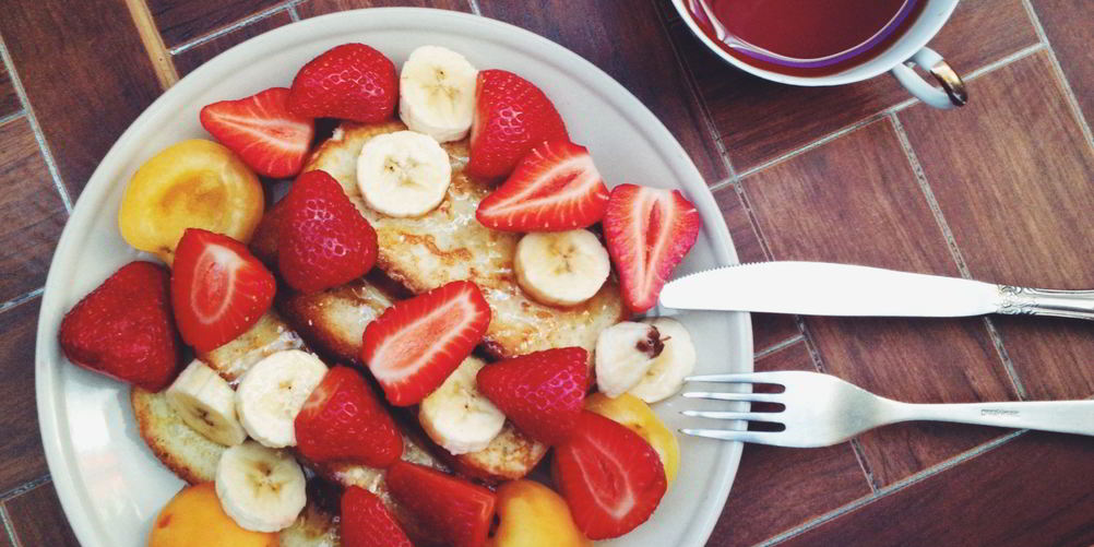 Рецепт французского тоста с бананово-карамельным соусом