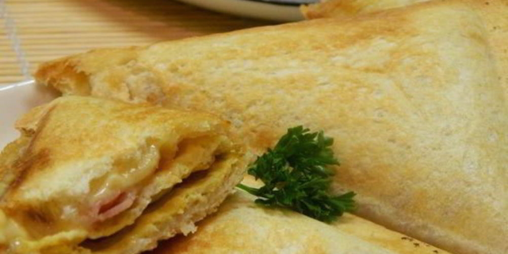 Рецепт тоста с яичницей и беконом