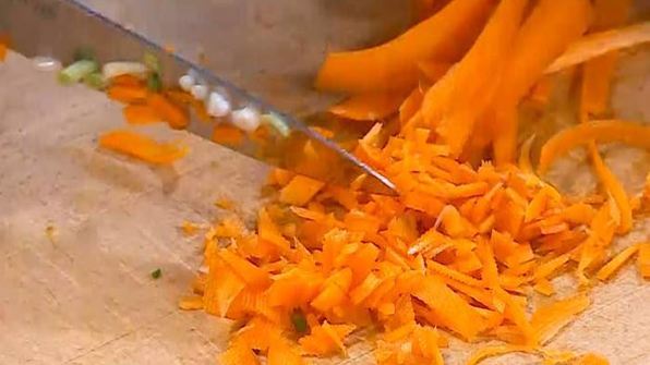 тосты с индейкой и овощами