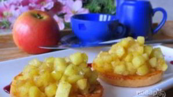 яблочные тосты на завтрак