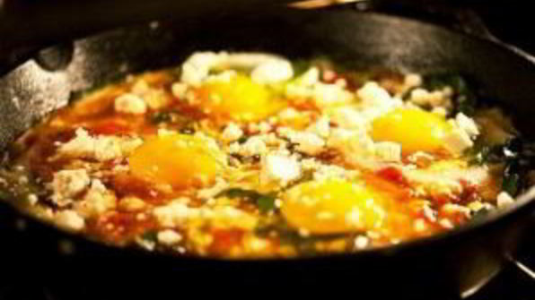 яичница с брынзой