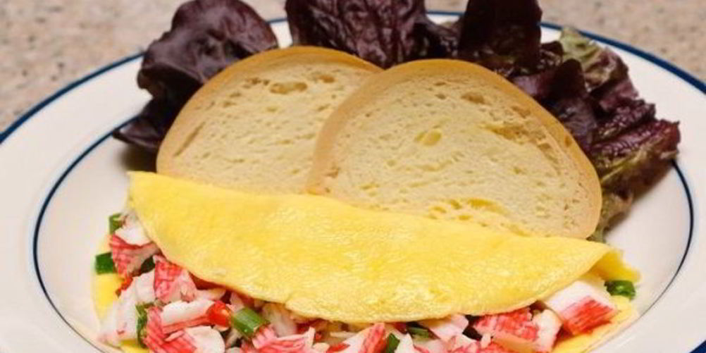 Рецепт яичницы с крабовыми палочками