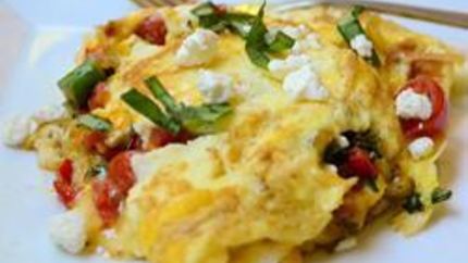 Яичница с помидорами и сладким перцем