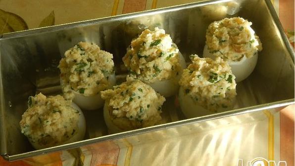 яйца запеченные в скорлупе