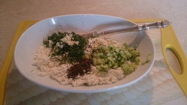 закуска из томатов и творога