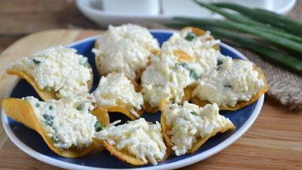 Закуска на чипсах