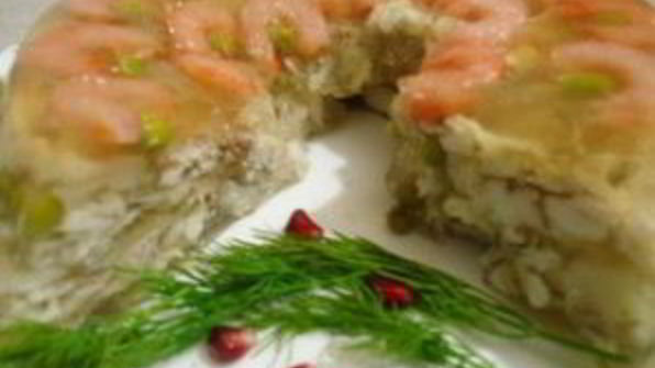 заливное из рыбы и креветок