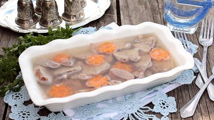 Заливной язык в мультиварке