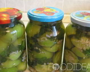 Зеленые помидоры с хреном