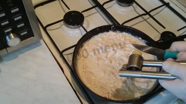 куриный жульен в слоеном тесте в воловане