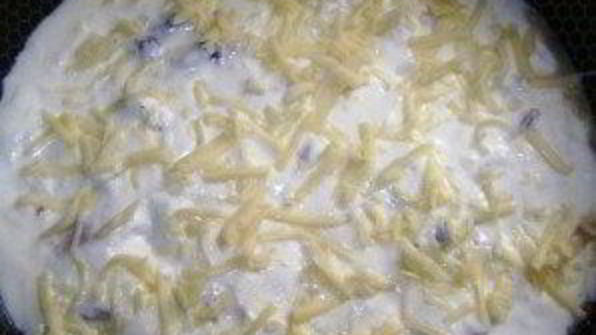 жульен с грибами на сковороде