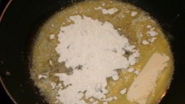 жульен со свининой и грибами