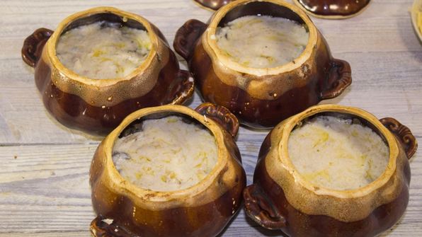 жульен в горшочке с курицей и грибами