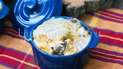 Жюльен с курицей и шампиньонами